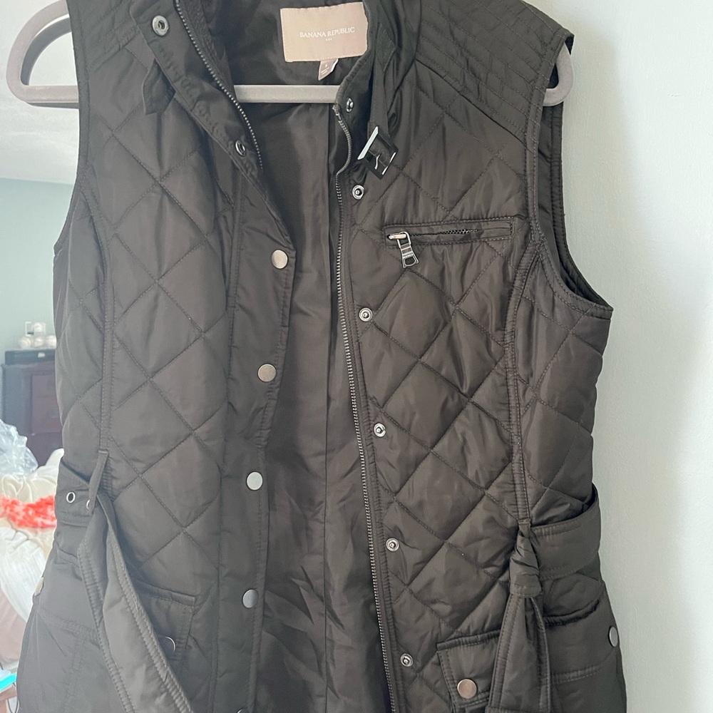 Banana Republic Green Quilted Vest with Stand-Up Collar
